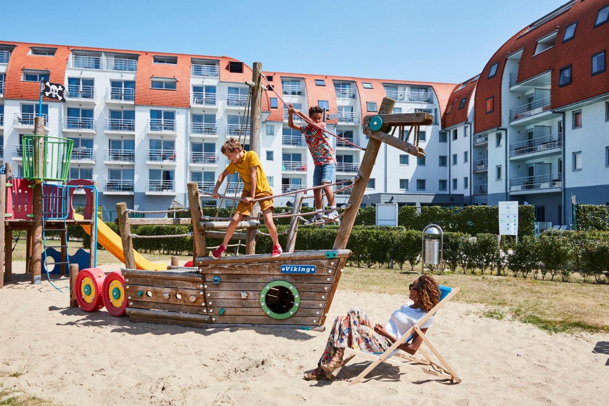 Holiday Suites Zeebrugge Luaran gambar
